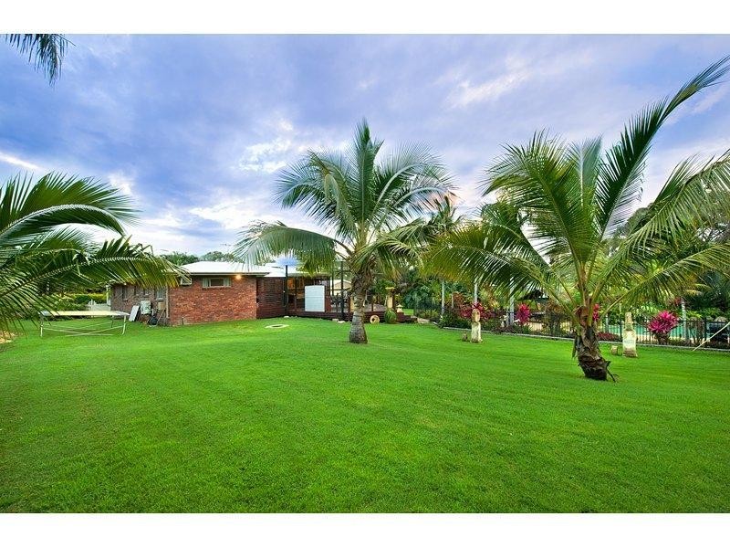 4 Murphy Drive, Glenlee QLD 4711