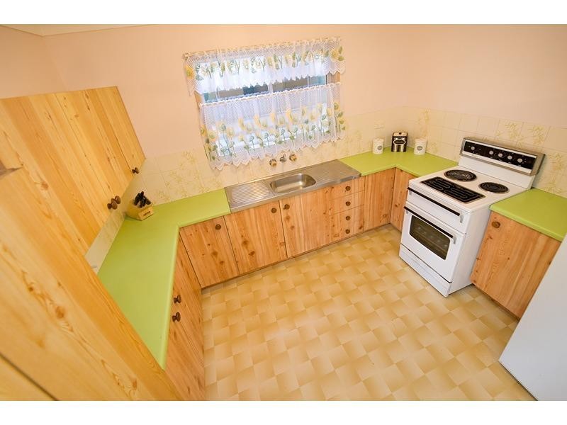 112 Stenlake Avenue, Kawana QLD 4701