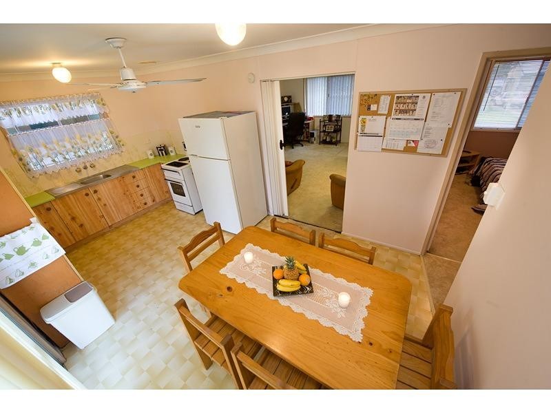 112 Stenlake Avenue, Kawana QLD 4701