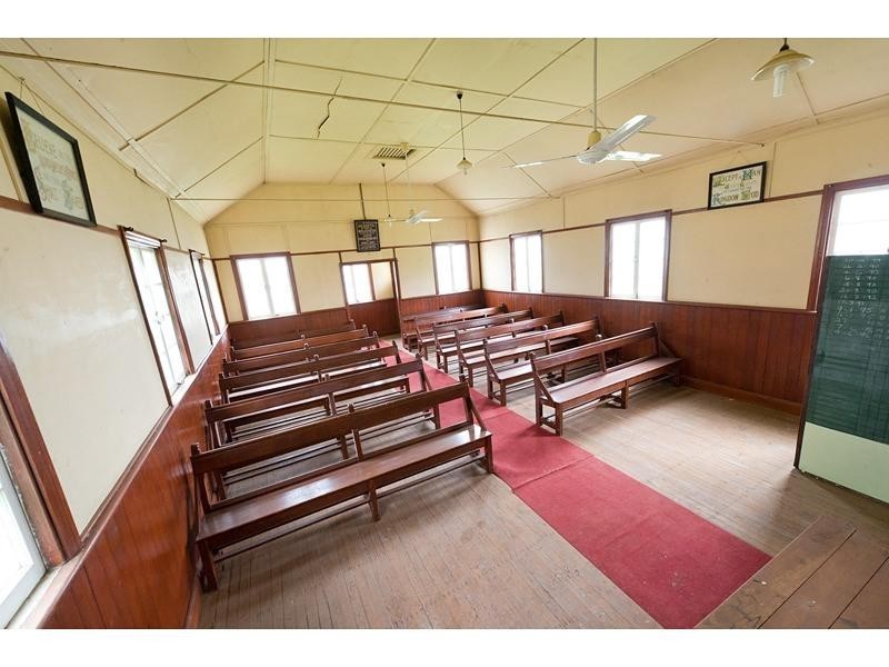 946 Yaamba Road, Parkhurst QLD 4702