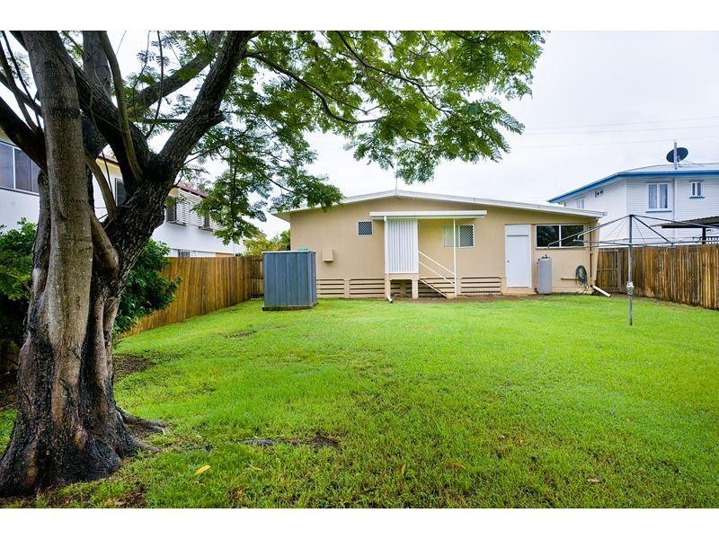 180 High Street, Berserker QLD 4701