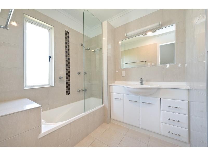 382 Waterloo Street, Frenchville QLD 4701