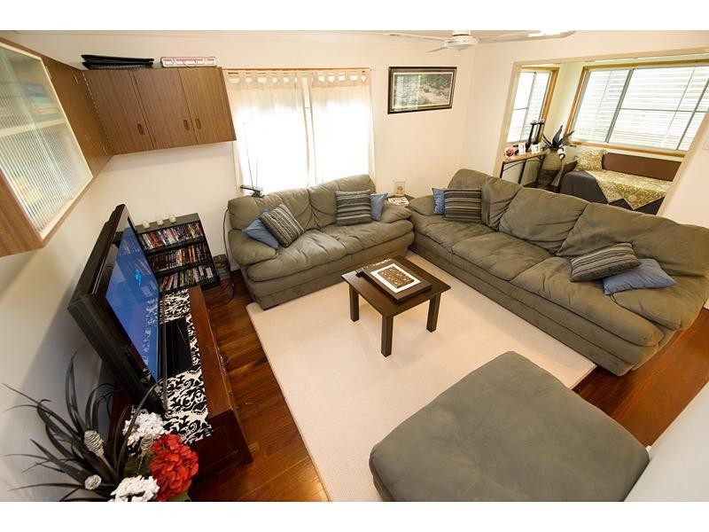 41 Hardy Avenue, Park Avenue QLD 4701