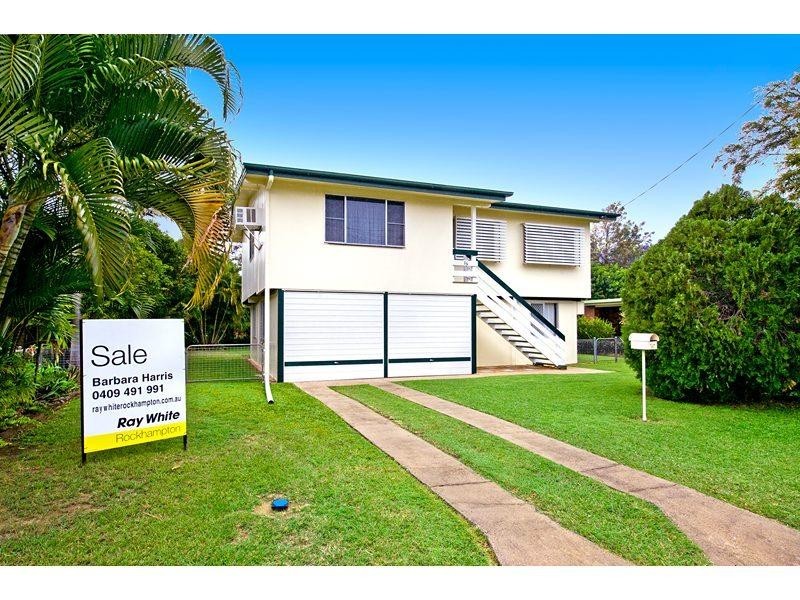 16 Webber Avenue, Kawana QLD 4701