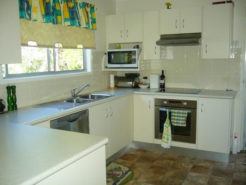 12 Savage Street, Wandal QLD 4700