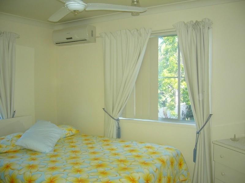 12 Savage Street, Wandal QLD 4700