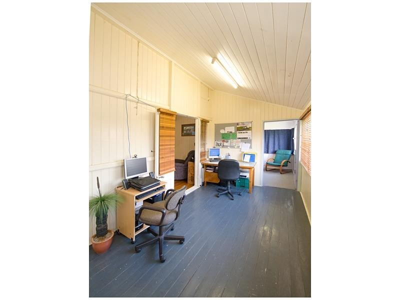 124 Hyde Street, Frenchville QLD 4701