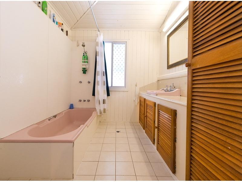 124 Hyde Street, Frenchville QLD 4701