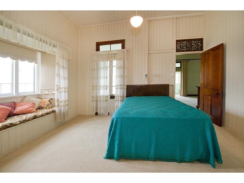 23 Brecknell Street, The Range QLD 4700