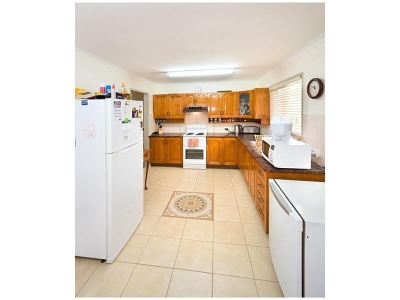 70 Dee Street, Koongal QLD 4701