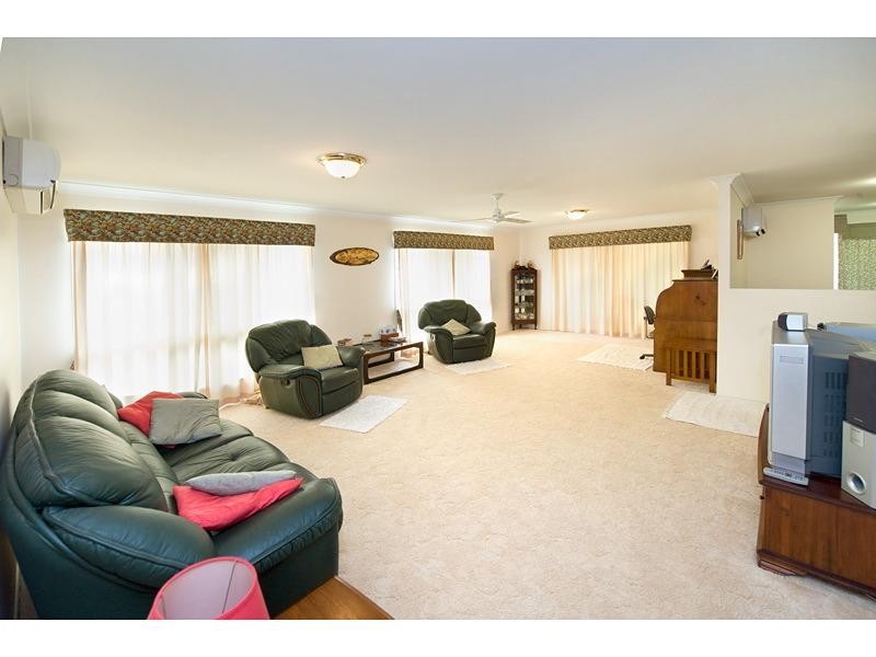 18 Milford Avenue, Frenchville QLD 4701