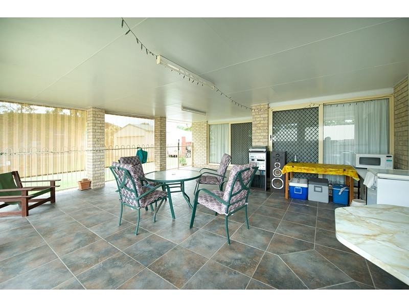 18 Milford Avenue, Frenchville QLD 4701