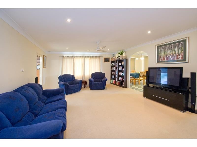 31 Westmoreland Street, Kawana QLD 4701