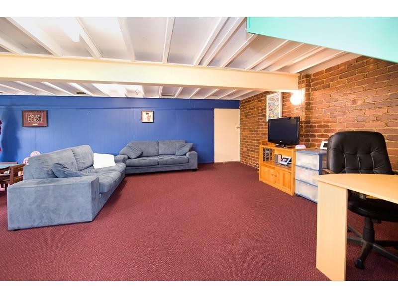 31 Westmoreland Street, Kawana QLD 4701