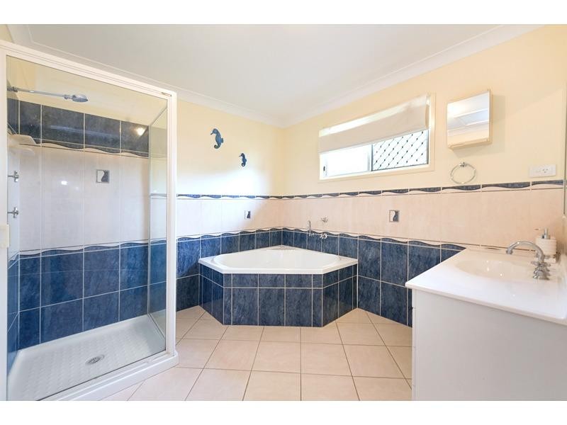 31 Westmoreland Street, Kawana QLD 4701