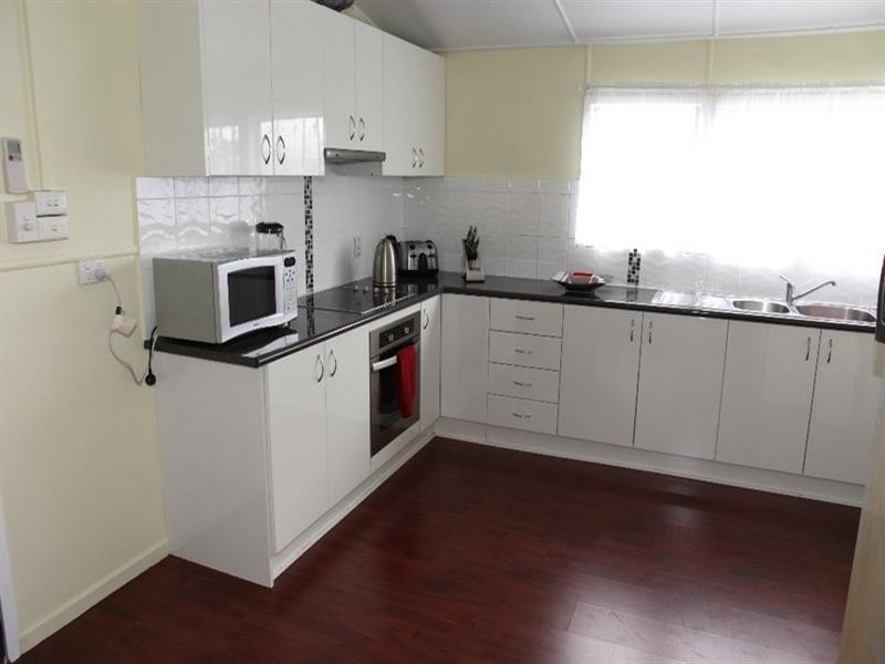 9 Arnold Street, Allenstown QLD 4700