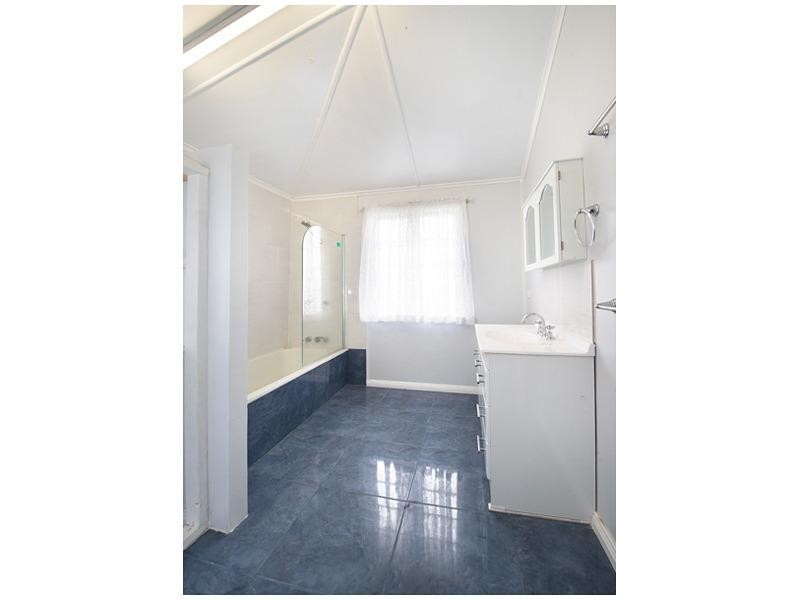 146 HInchliff Street, Kawana QLD 4701