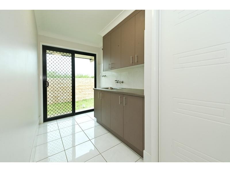 3 Connemara Drive, Kawana QLD 4701