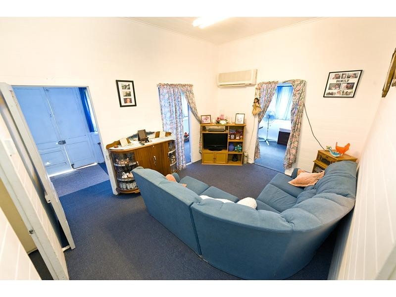 26 Campbell Street, Wandal QLD 4700