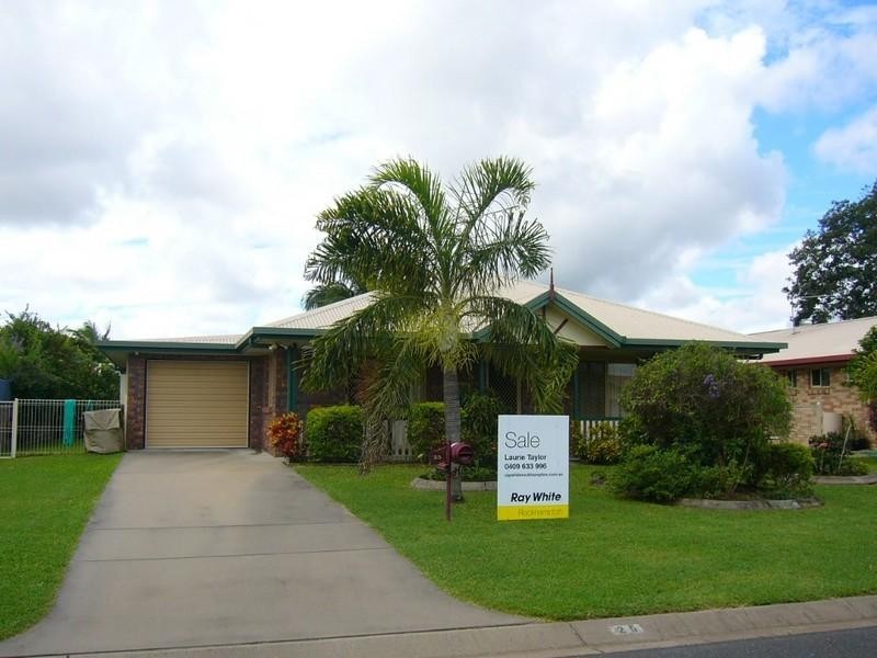 25 Bean Avenue, Parkhurst QLD 4702