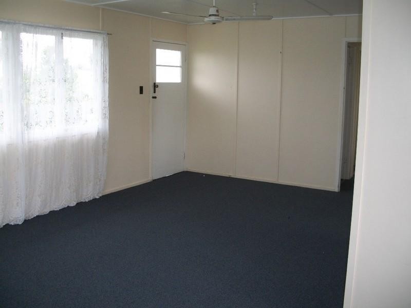 64 Alexander Street, Park Avenue QLD 4701