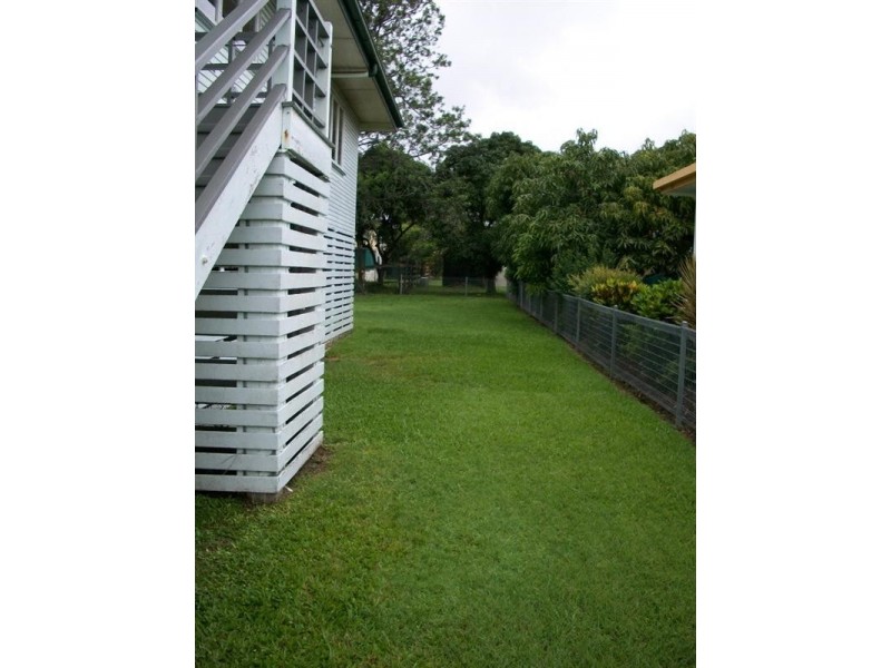 64 Alexander Street, Park Avenue QLD 4701