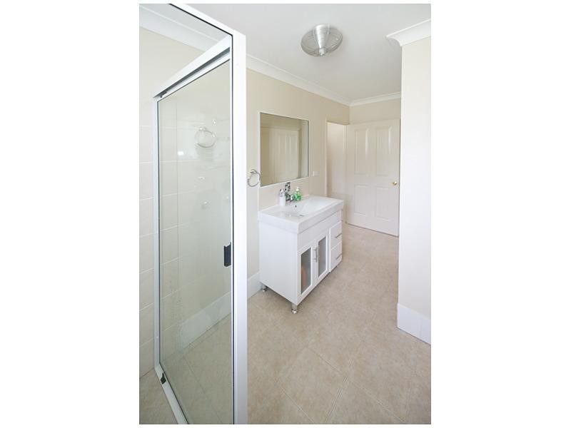 260 Georgeson Street, Berserker QLD 4701