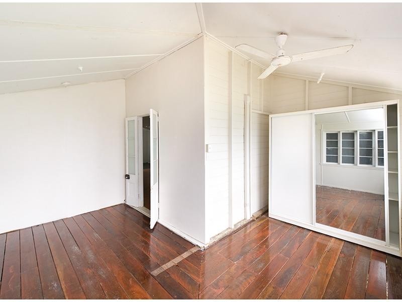 146 HInchliff Street, Kawana QLD 4701