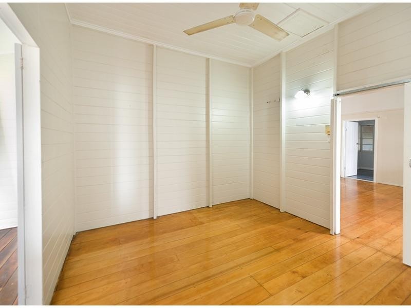 146 HInchliff Street, Kawana QLD 4701