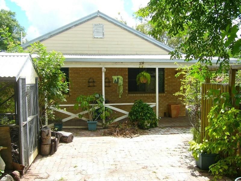 60 Wiseman Street, Kabra QLD 4702