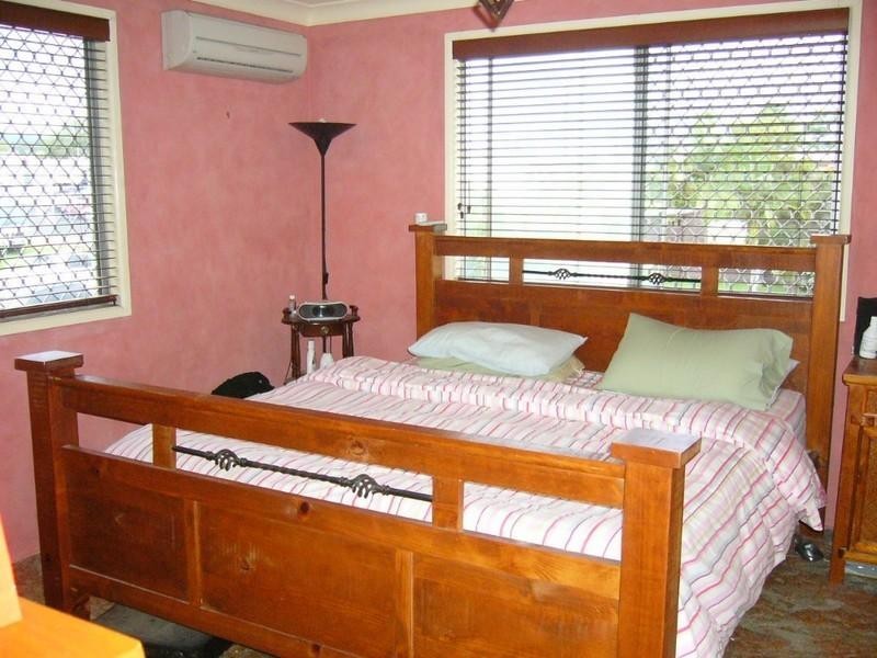 97 Stenlake Avenue, Kawana QLD 4701