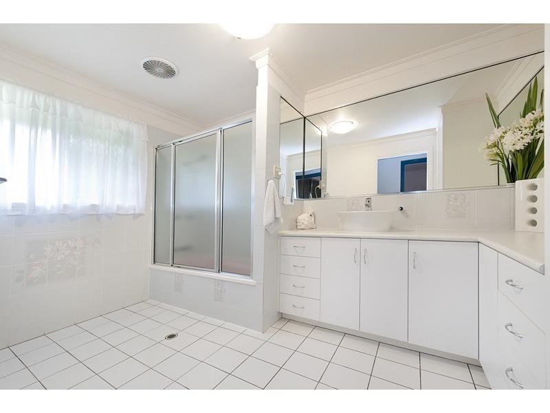 1 Davey Avenue, Frenchville QLD 4701
