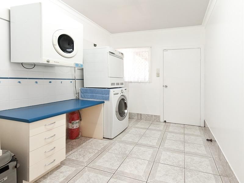 1 Davey Avenue, Frenchville QLD 4701
