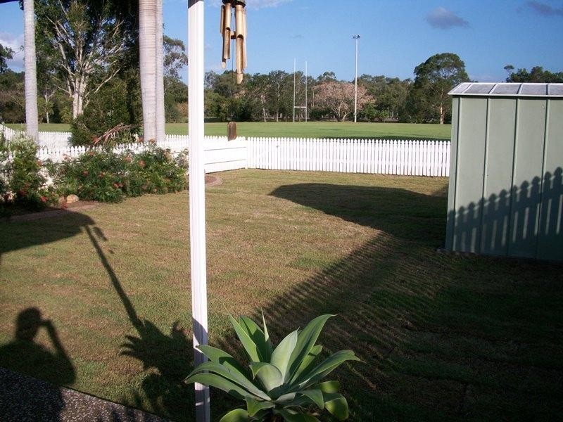 2/121 Park Street, Park Avenue QLD 4701