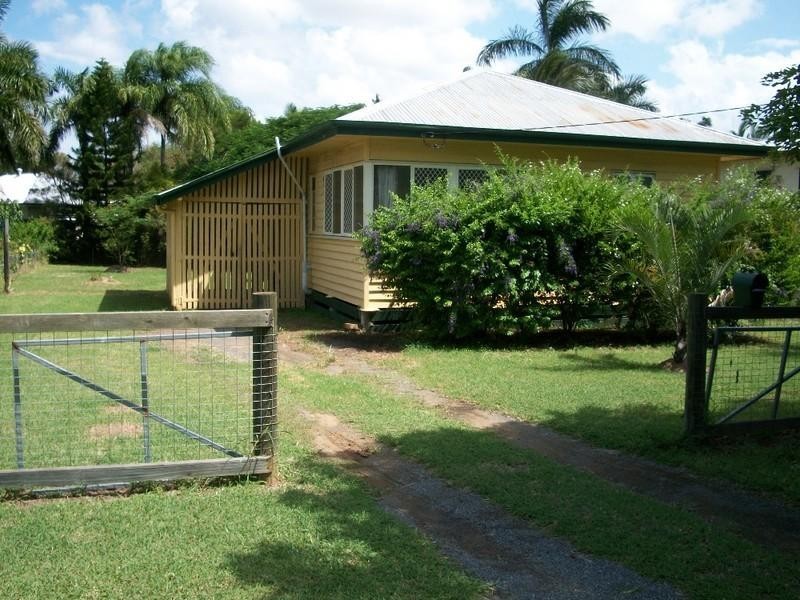 142 Richardson Road, Park Avenue QLD 4701