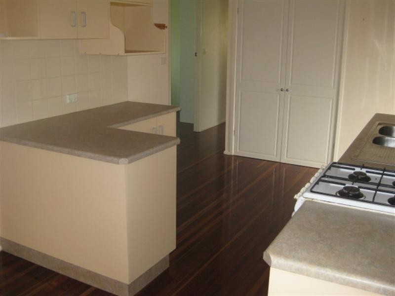 77 Sheehy Street, Park Avenue QLD 4701