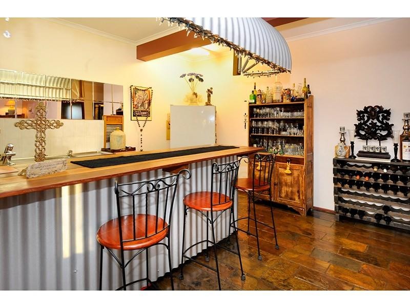 2 Fryer Avenue, Frenchville QLD 4701