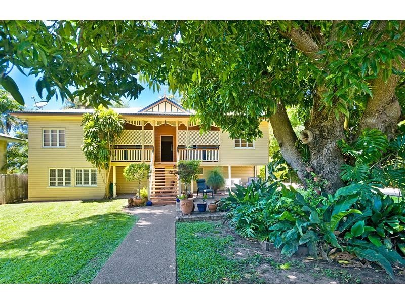 25 Separation Street, Allenstown QLD 4700