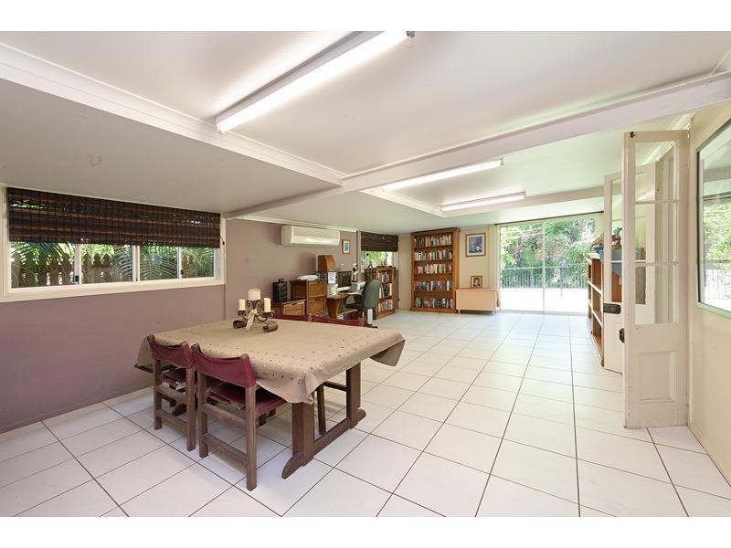 25 Separation Street, Allenstown QLD 4700