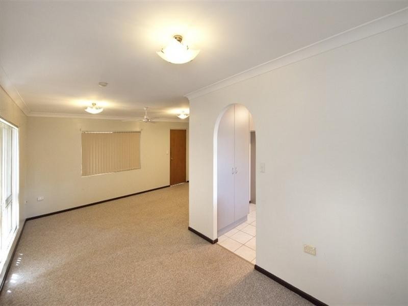 4 Moss Court, Frenchville QLD 4701