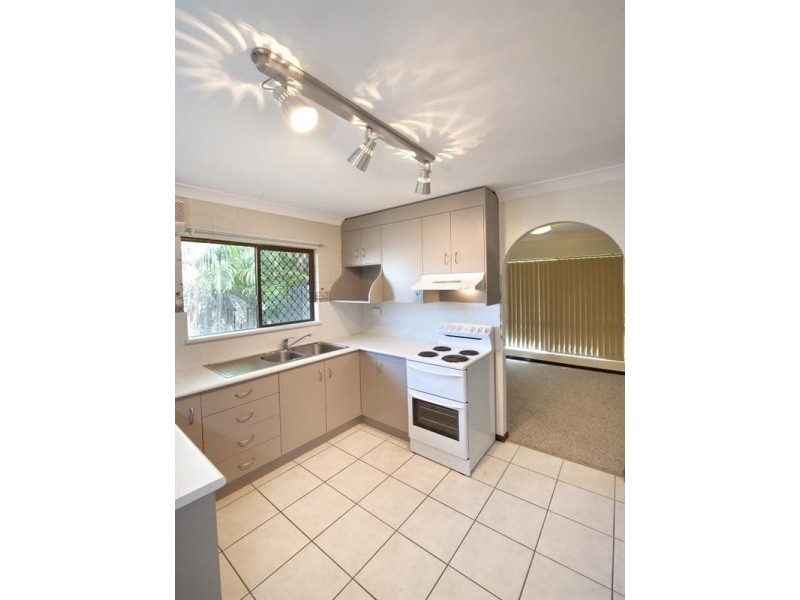 4 Moss Court, Frenchville QLD 4701