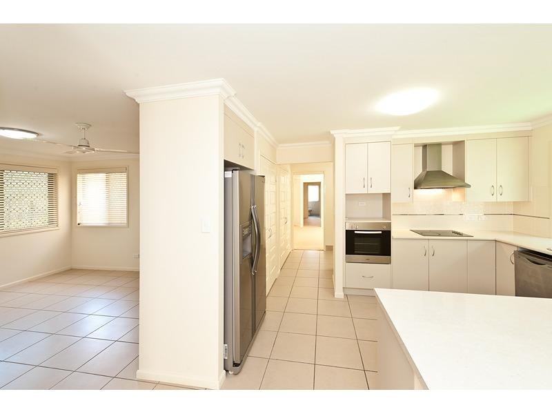 16 Constantia Crescent, Frenchville QLD 4701