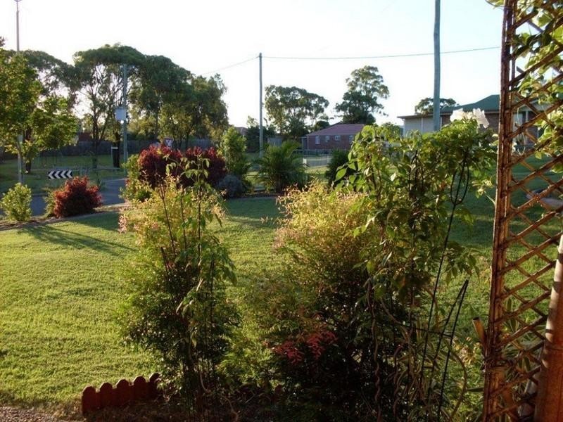 1 & 2/15 Poole Street, Kawana QLD 4701