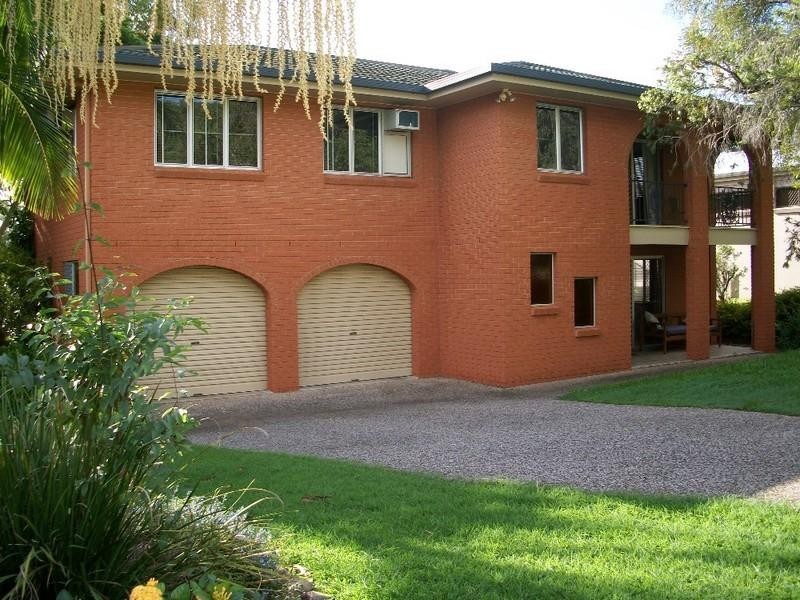 11 Moren Street, Frenchville QLD 4701