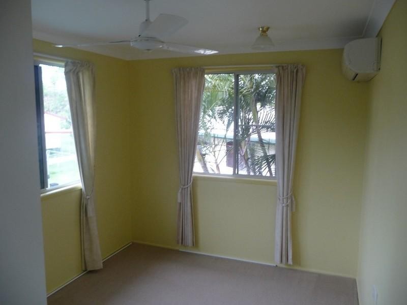 10 Duffy Street, Kawana QLD 4701