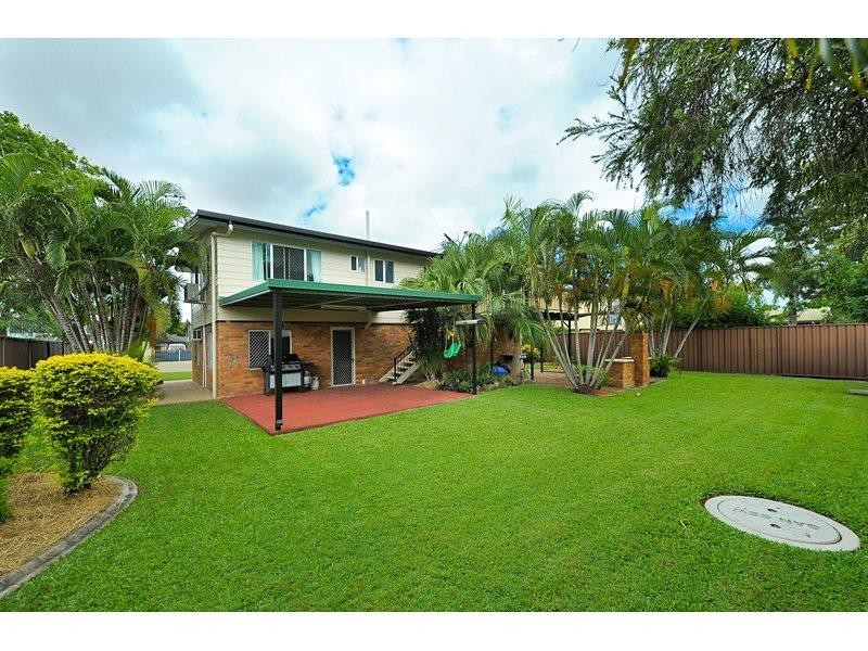 10 Duffy Street, Kawana QLD 4701