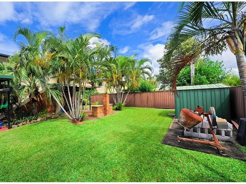 10 Duffy Street, Kawana QLD 4701