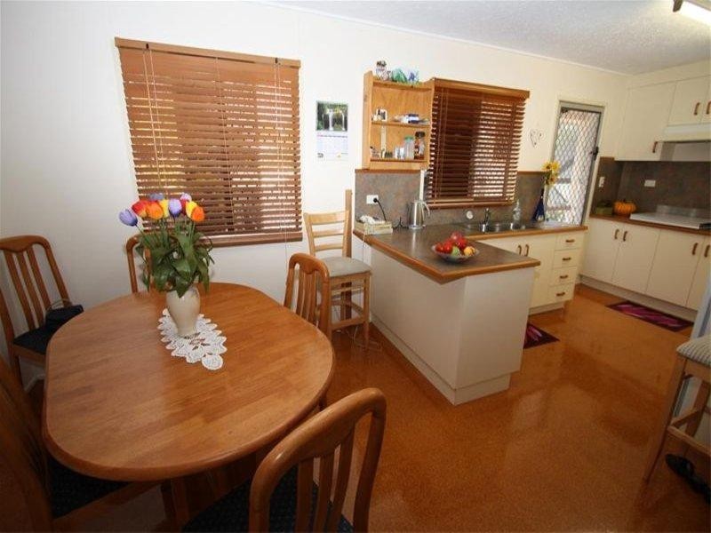 49 Menzies Street, Park Avenue QLD 4701