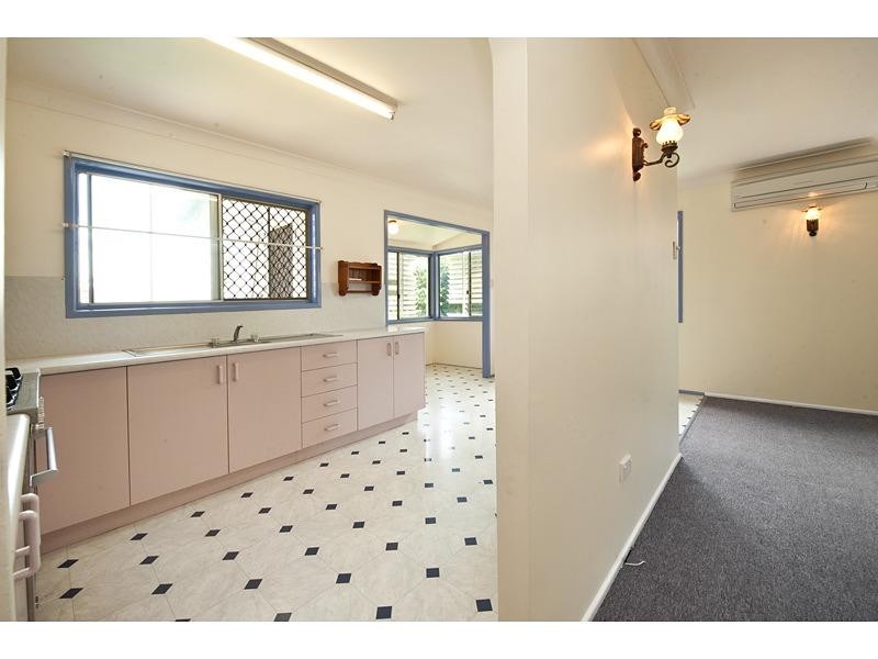 56 Twigg Street, Park Avenue QLD 4701