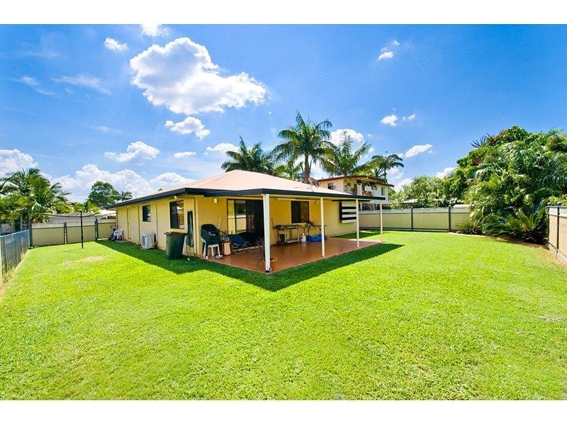 4 Percy Street, Parkhurst QLD 4702